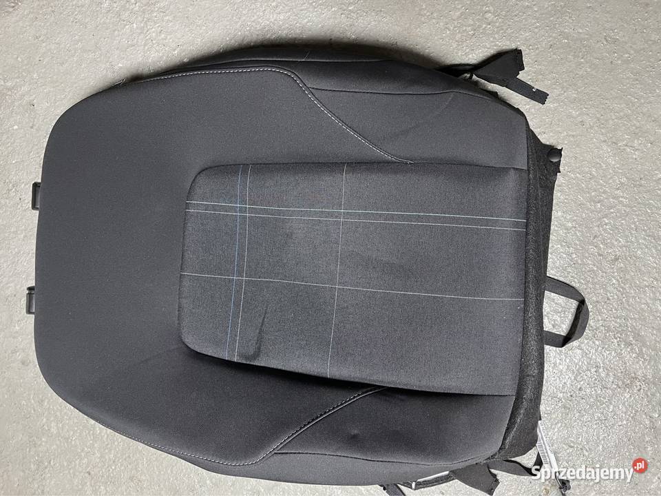 Obicie tapicerka fotela ford fiesta Mnich