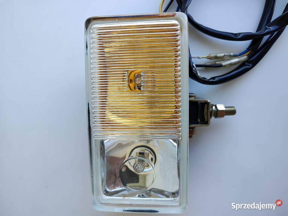 Halogen Polonez Fiat 125p z PRLu Lampy przeciwmgielne Olecko