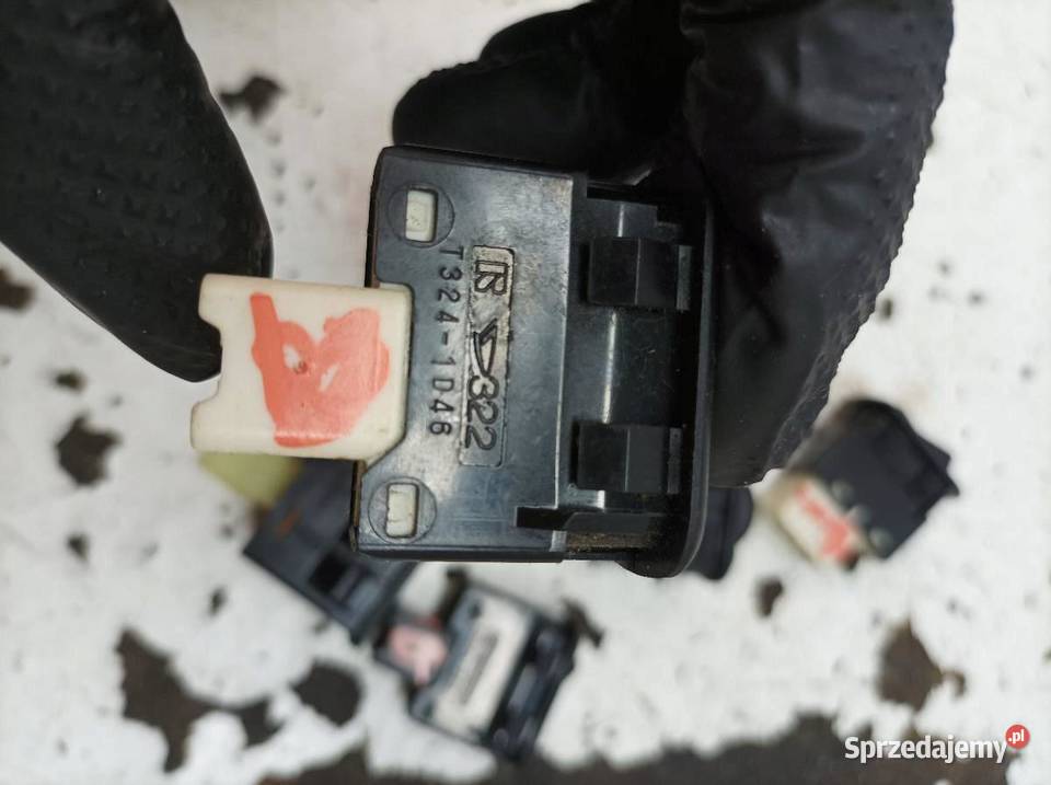 PRZEŁĄCZNIK KPL 6 Daihatsu Terios I 19972005 świętokrzyskie sprzedam