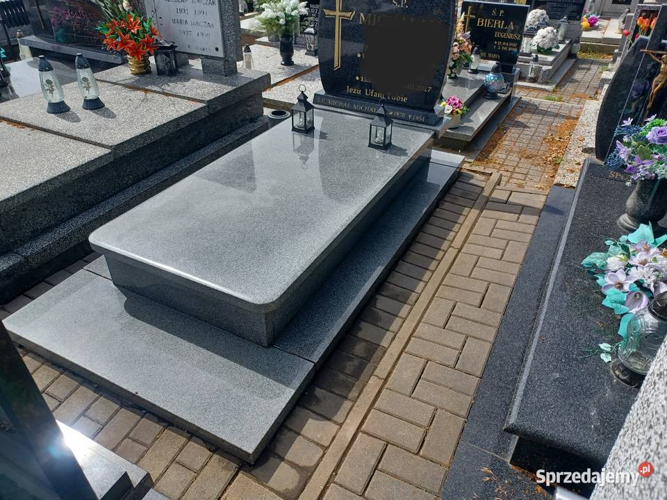 Cmentarz usługi sprzątające mycie pomników Ostrów Wielkopolski