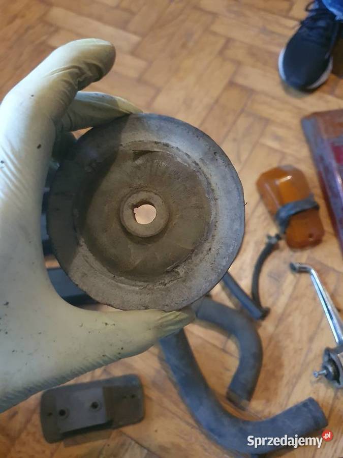 Obudowa korpus pompy wody Wartburg 353 koło Warszawa sprzedam