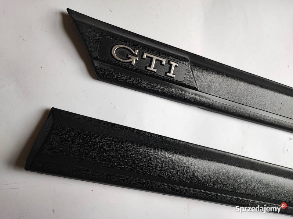 Listwa błotnika Volkswagen Golf III GTI