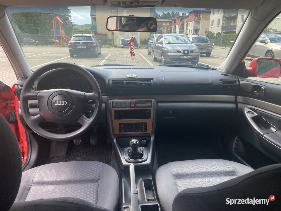 Audi A4B5 16 benzyna 95r Wejherowo sprzedam