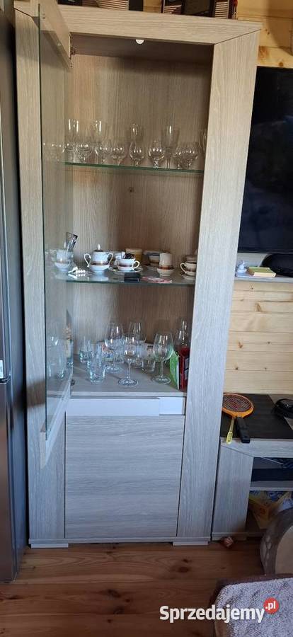 Witryna do salonu Pułtusk sprzedam