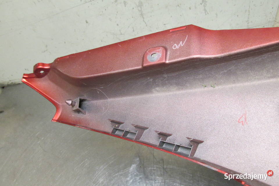 Boczek pod siedzeniem lewy Yamaha Tricity 125 Sandomierz