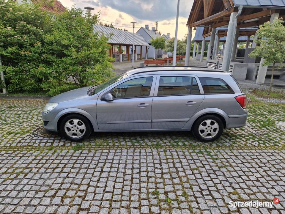 Opel Astra H Lift 16 LPG Klimatyzacja Alufelgi