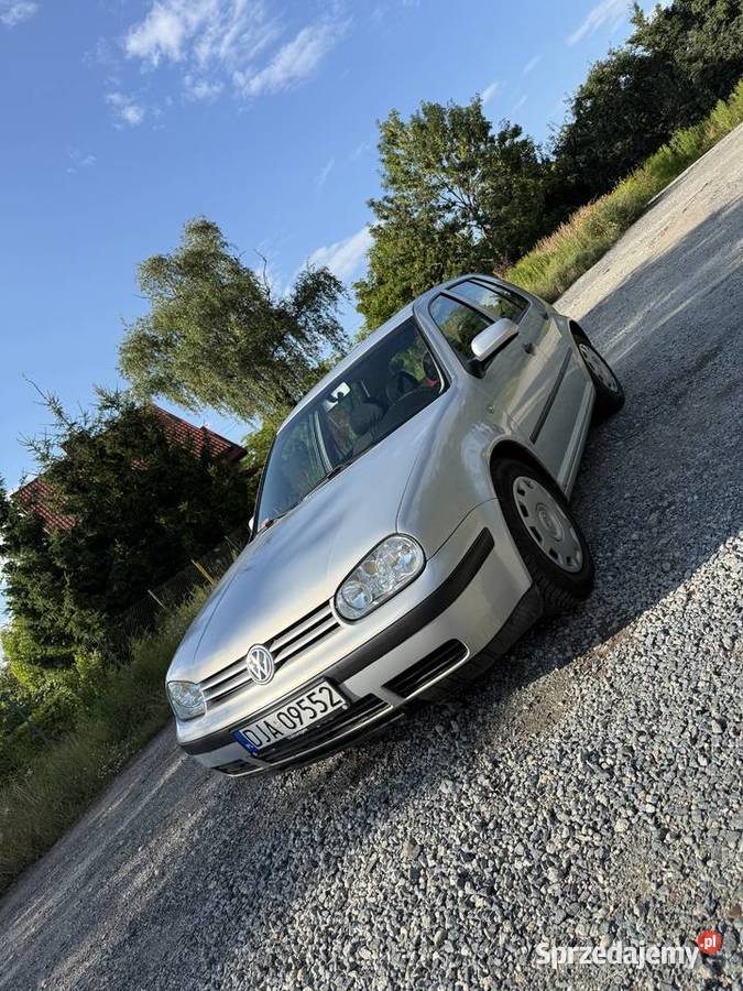 Volkswagen Golf IV 16 benzyna 1998 naprawach benzyna Wrocław