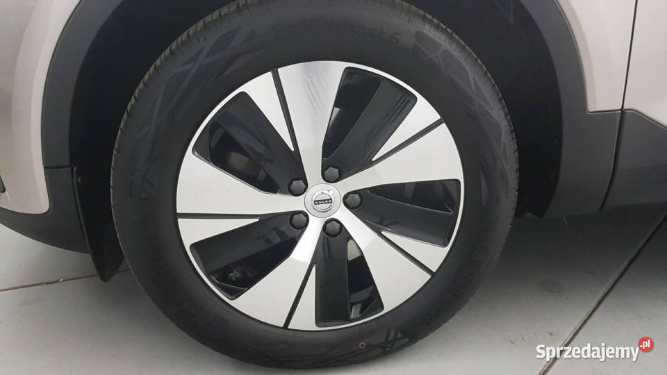 Volvo XC 40 B3 Core Z Polskiego Salonu Faktura bluetooth Warszawa sprzedam