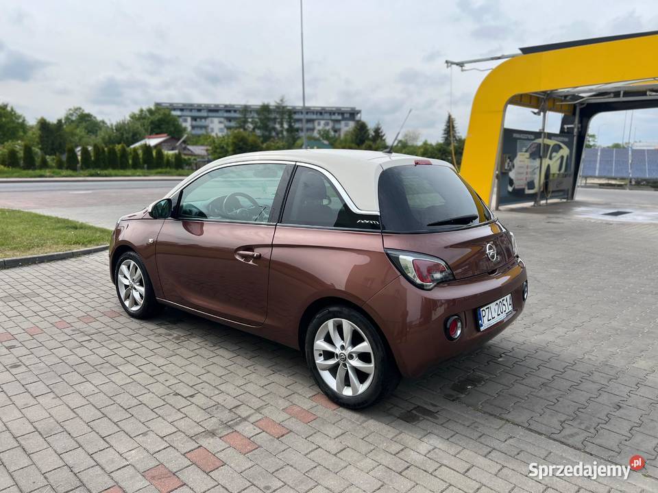 Sprzedam bezwypadkowy Opel Adam 12 2017 r Szczecinek