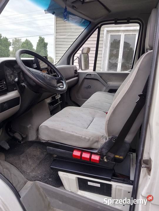 VW LT46 kontener z windą 28 TDI 130 do 35T 130KM Piotrków Trybunalski sprzedam