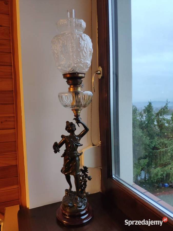 Figuralna sygnowana emaliowana lampa naftowa n3