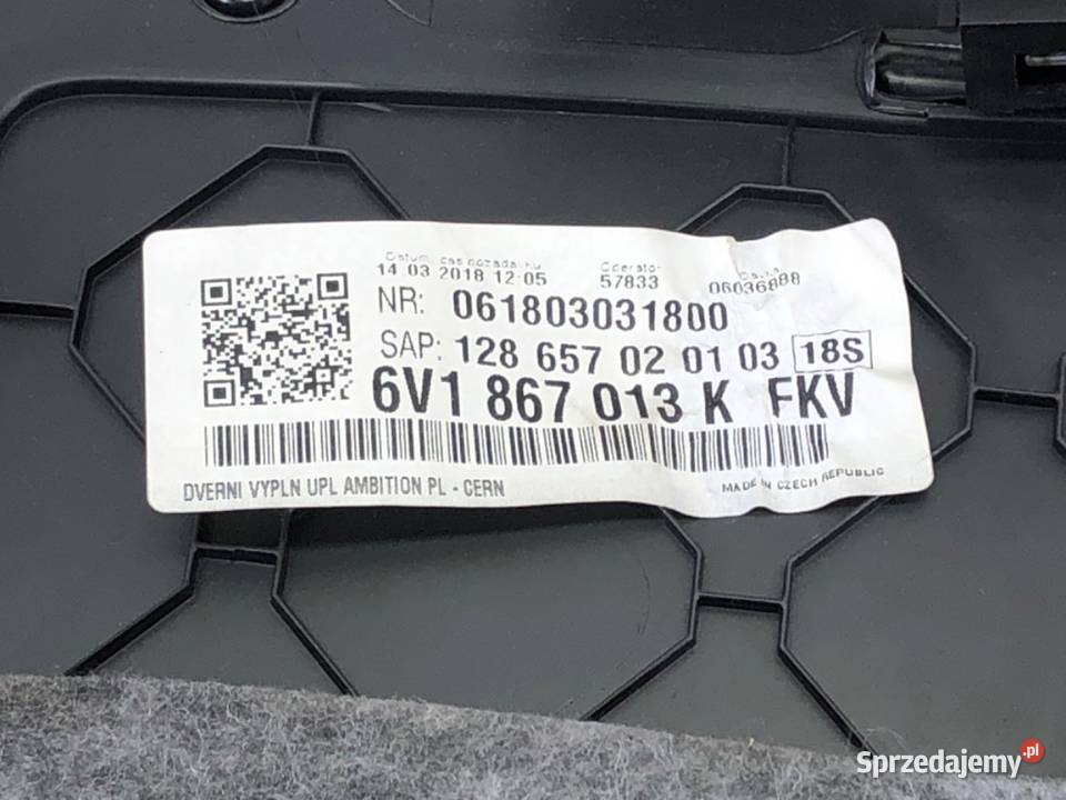 BOCZEK DRZWI LEWY PRZÓD SKODA FABIA III Tapicerki samochodowe