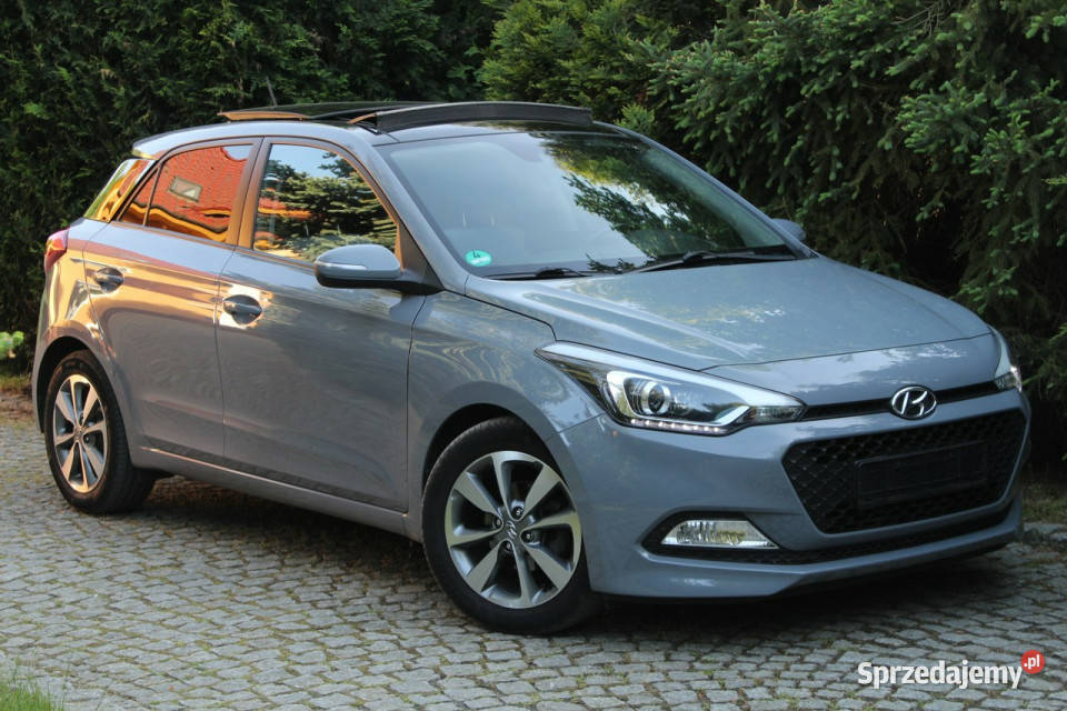 Hyundai i20 125 Benzyna Szyberdach Ledy Panorama elektryczne lusterka Lubań