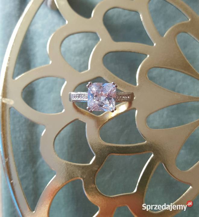 Nowy pierścionek srebrny kolor kwadratowa Szczecin