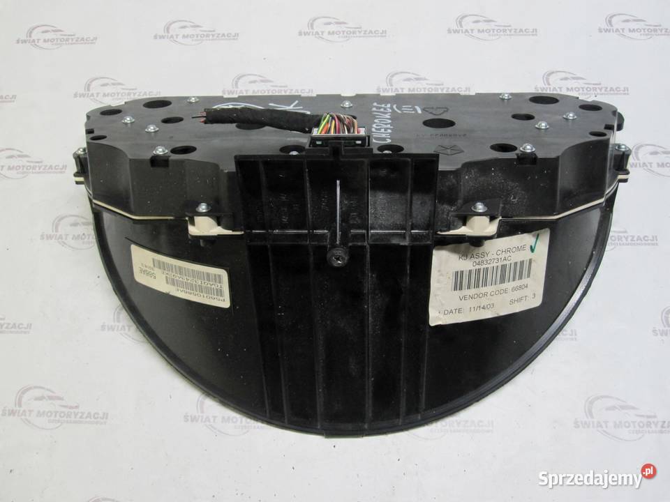 CHEROKEE KJ III 28 CRD 04r Licznik zegary