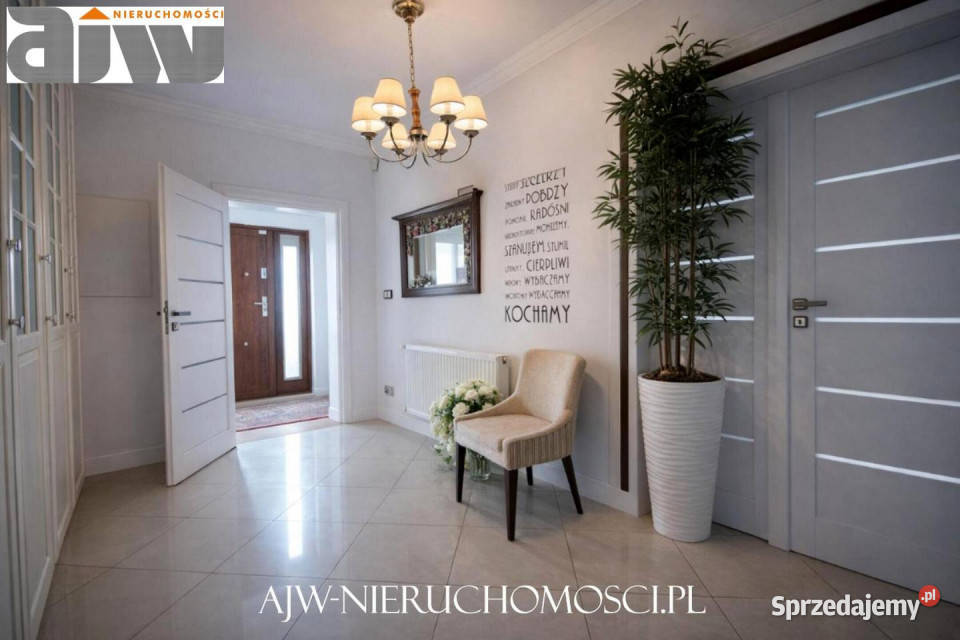 Dom wolnostojący 220m2 Wszebory 220m2