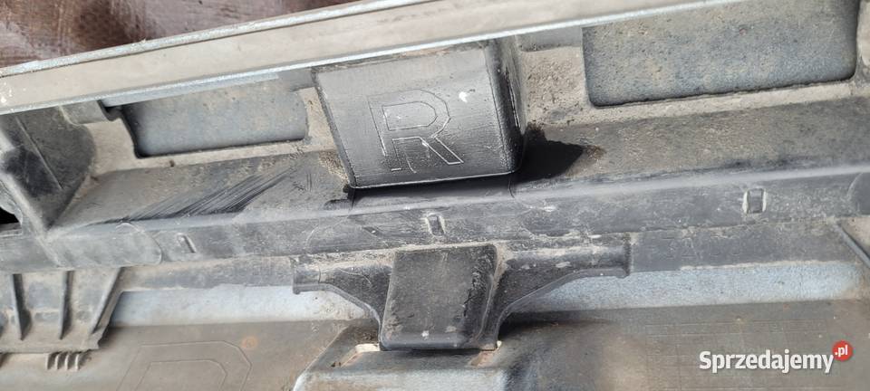 LISTWA PROGOWA PRAWA PASSAT B8 PRAWA PROG Ruda Śląska