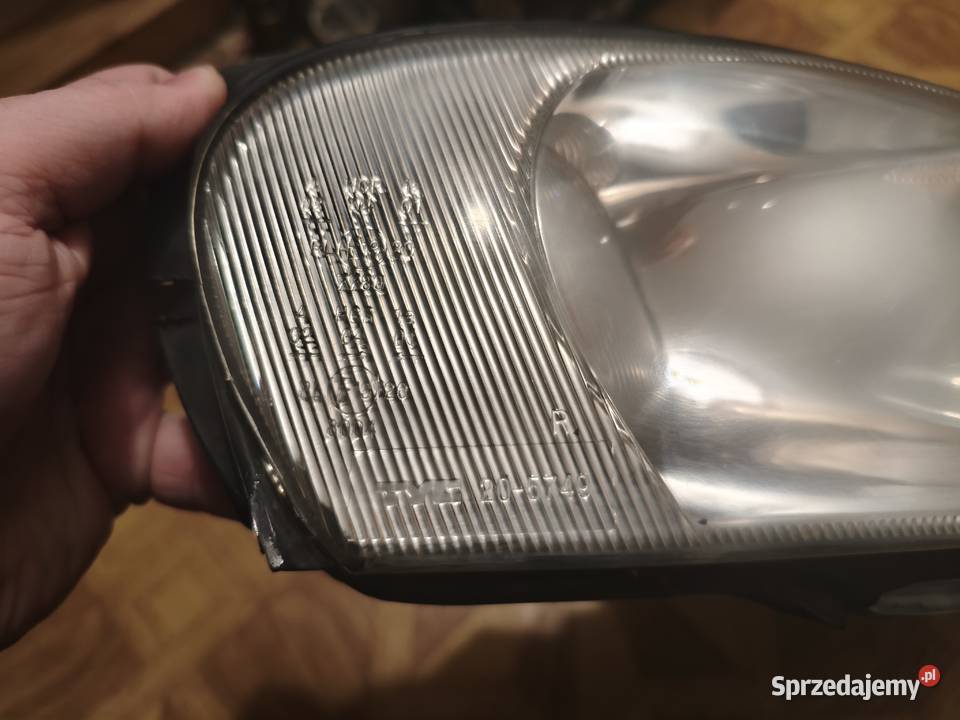 Reflektor Lampa Opel Vectra B prawa