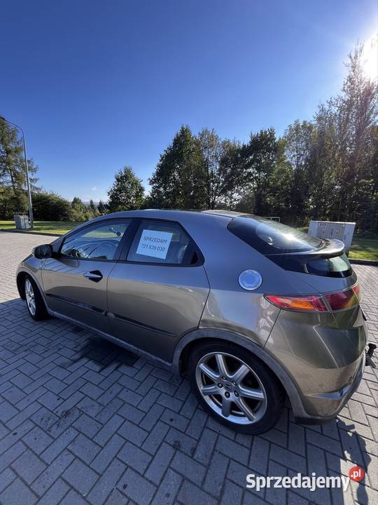 Honda Civic VIII UFO 18 iVTEC 140 bogata wersja Civic Honda Lubań