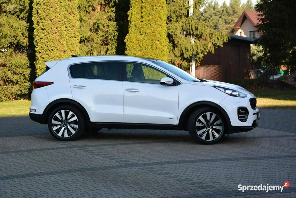 Kia Sportage Biała Perła JBL Panorama Radar ACC elektrycznie ustawiane fotele Ostrów Mazowiecka sprzedam