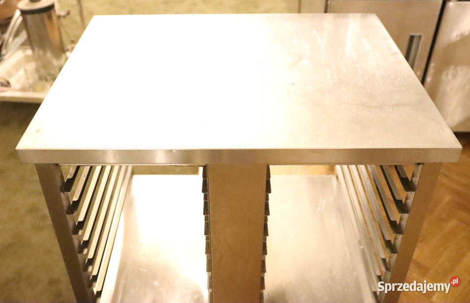 Podstawa Dora Metal z prowadnicami 14xGN 11 do sprzedam