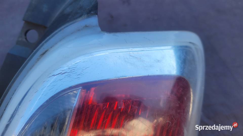 FIAT 500 LAMPA PRAWA TYŁ TYLNA EUROPA 1658 Ruda Śląska