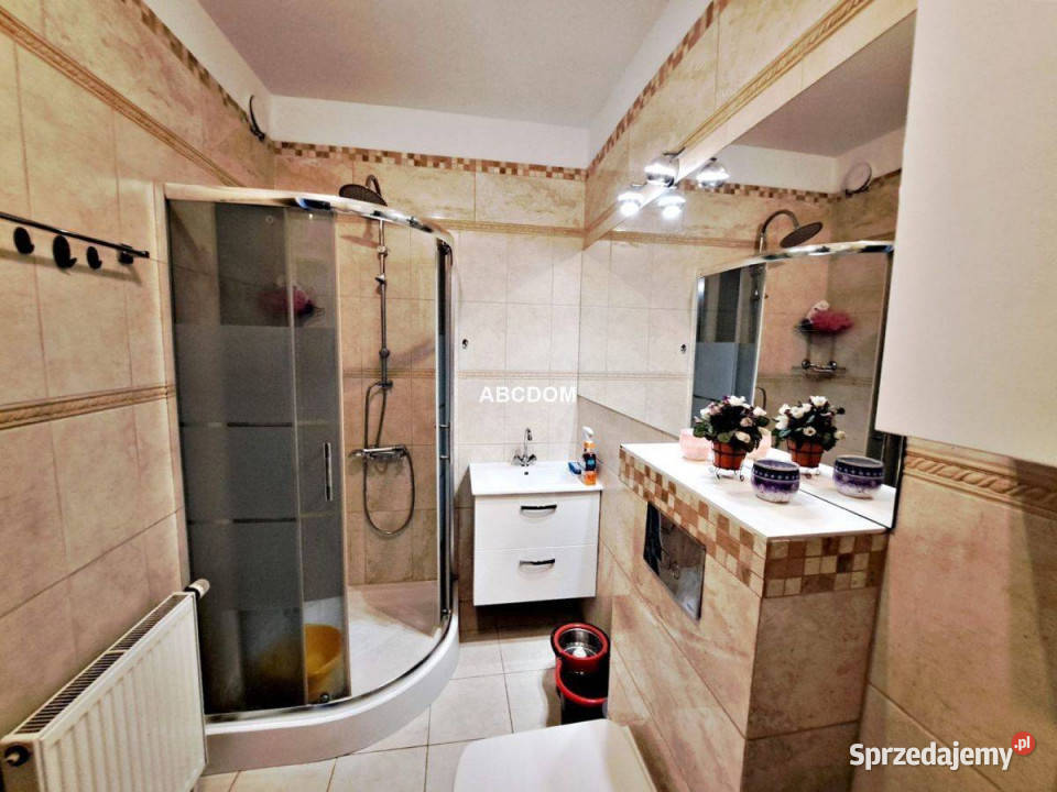 Dwupokojowe z jasną kuchnią balkon 2002r Kraków sprzedam