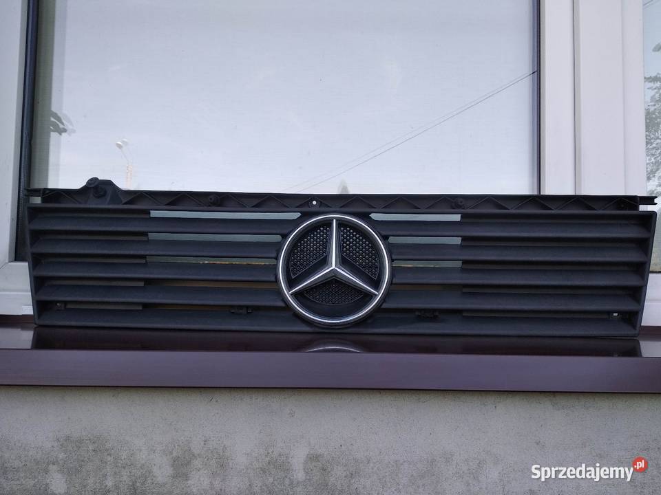 Mercedes Benz MB100 W631 grill atrapa przednia Sieradz