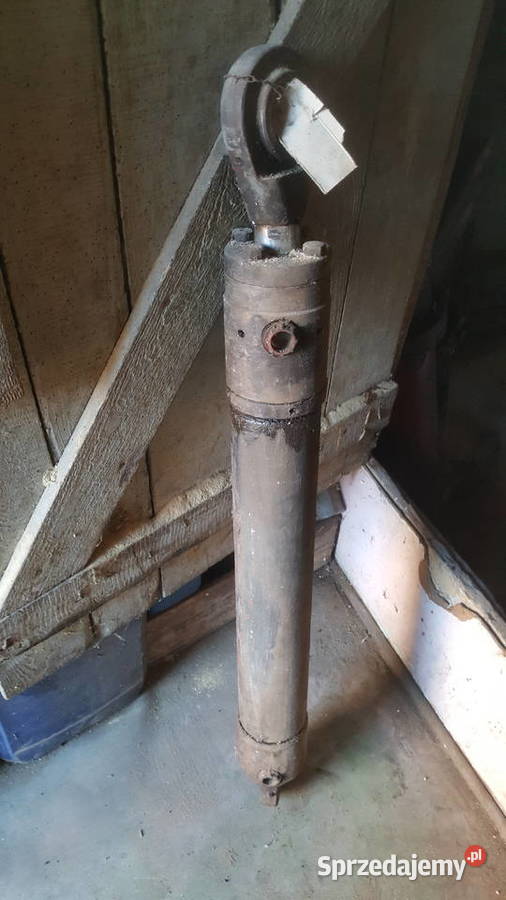 Siłownik hydrauliczny do ładowacza cyklop Rydzyna