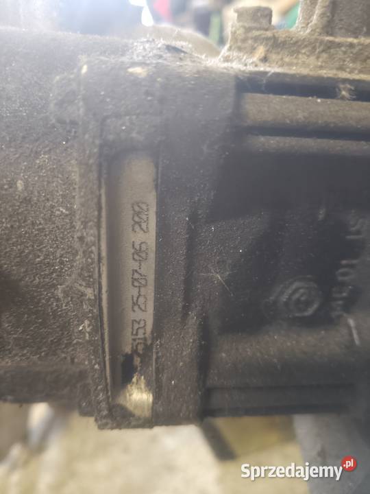 Piaggio x8 x9 Xevo słupek silnika