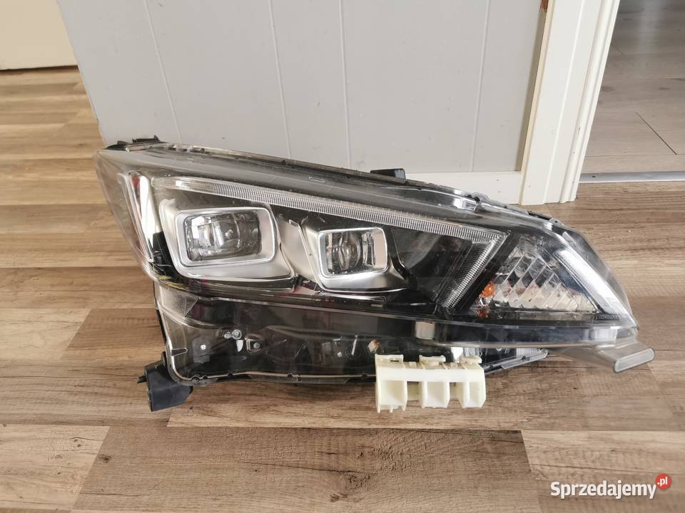 lampa lewa przód NISSAN LEAF 2 II 260105sh5a Pielgrzymka