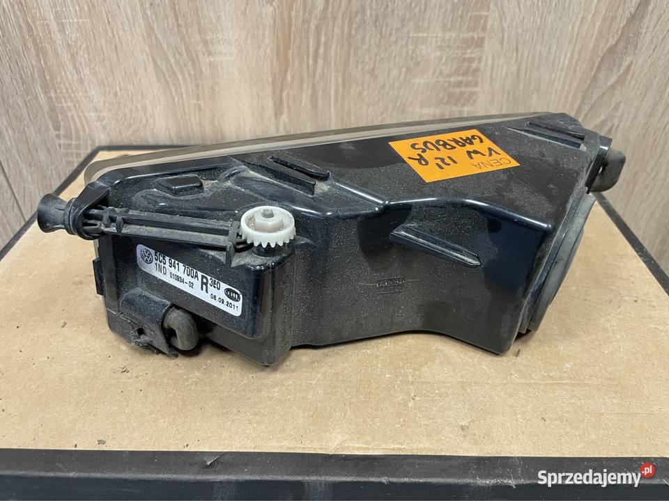 Volkswagen Beatle halogen prawy przód 5c5