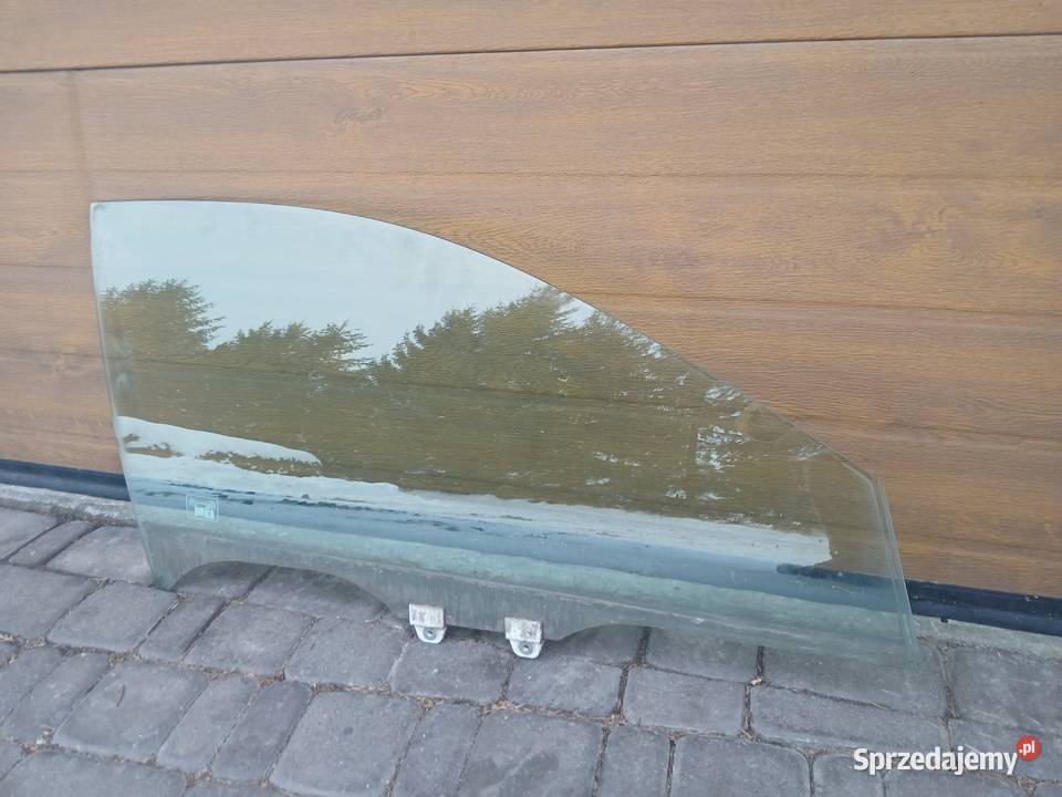 Szyba prawy przód HONDA ACCORD VIII 082015 Łęczna