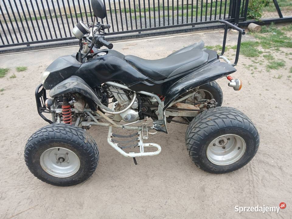 Quad 200 czarny Kosów Lacki