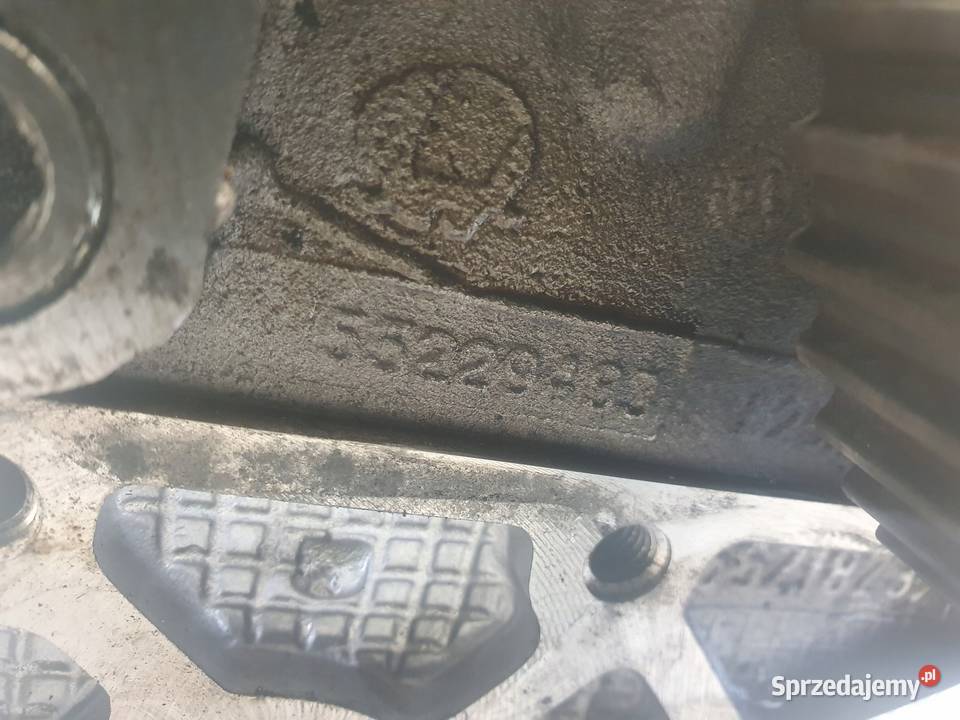 Alfa Romeo Mito 14 TJET GŁOWICA CYLINDRÓW wałek osobowe Głowice cylindrów Rudka