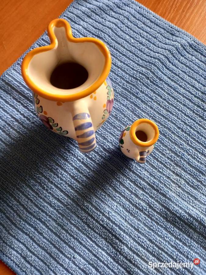 Dzbanuszki kolekcjonerskie sygnowane Porcelana i szkło