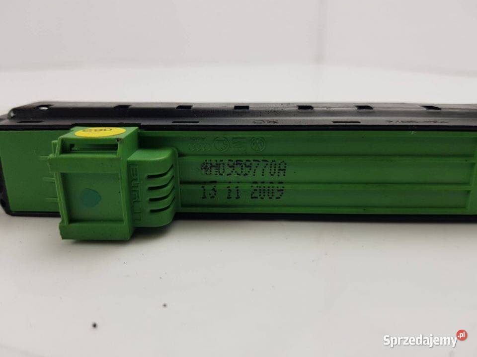 PRZYCISK FOTELA 4H0959770A AUDI A8 D4 osobowe Lipno