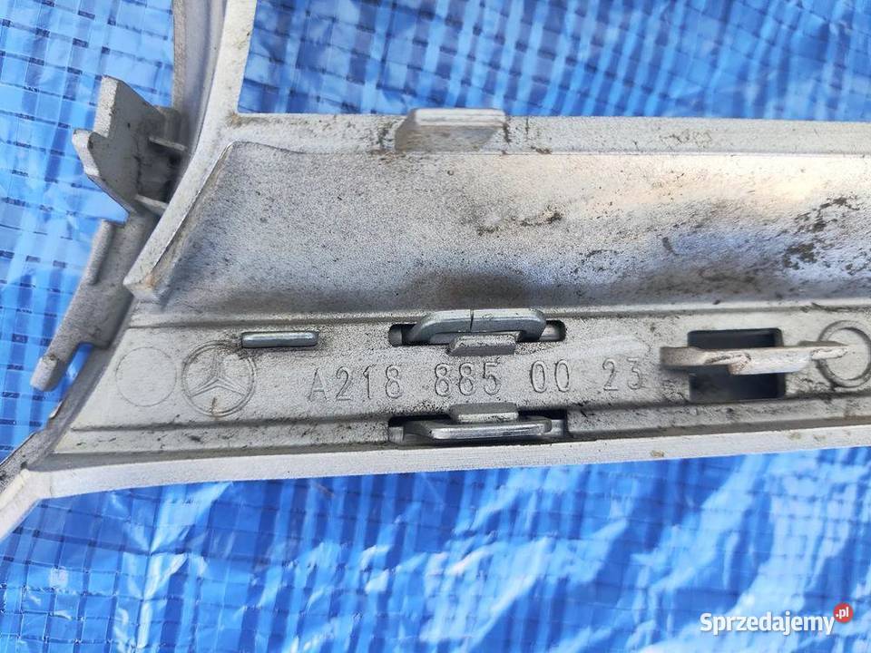 MERCEDES CLS W218 A218 GRILL LISTWA