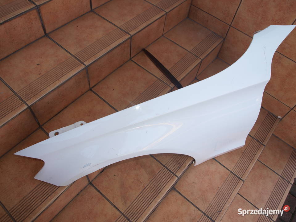 Mercedes C klasa A205 W205 błotnik lewy przód osobowe Części samochodowe