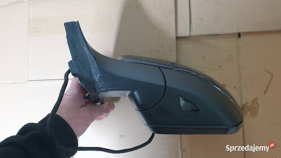 Lusterko lewe SKODA SUPERB III ESTATE 3V5