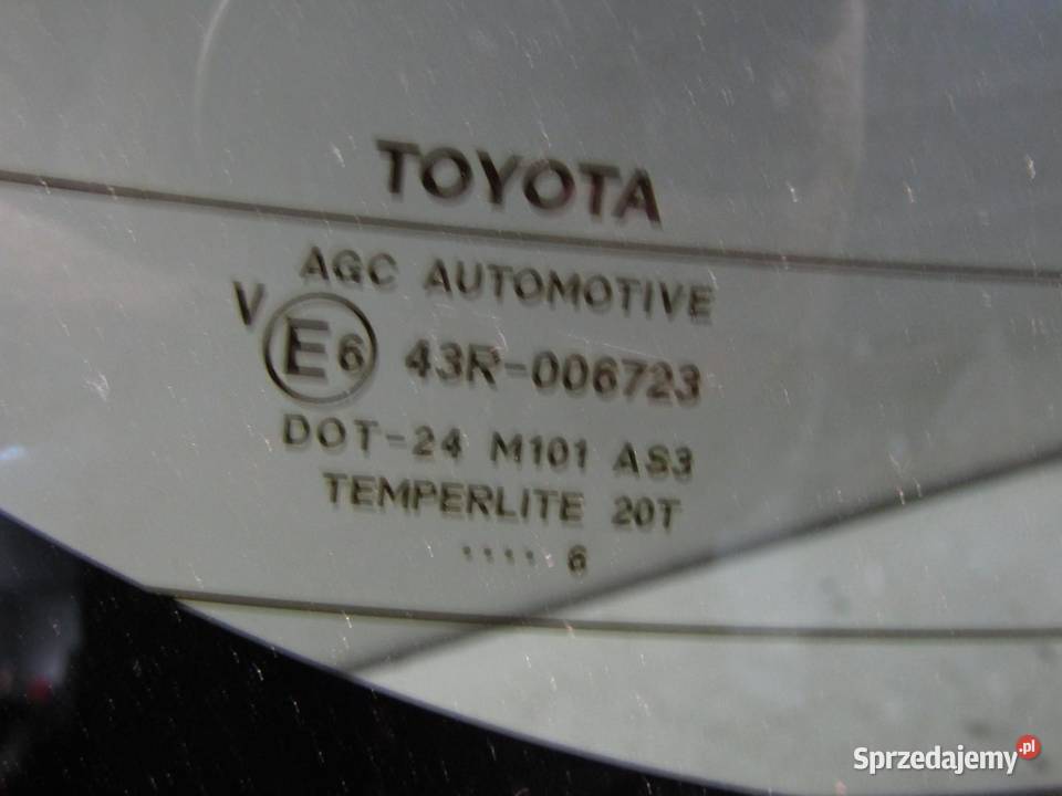 KLAPA BAGAŻNIKA TYLNA TYŁ 1F7 TOYOTA YARIS III