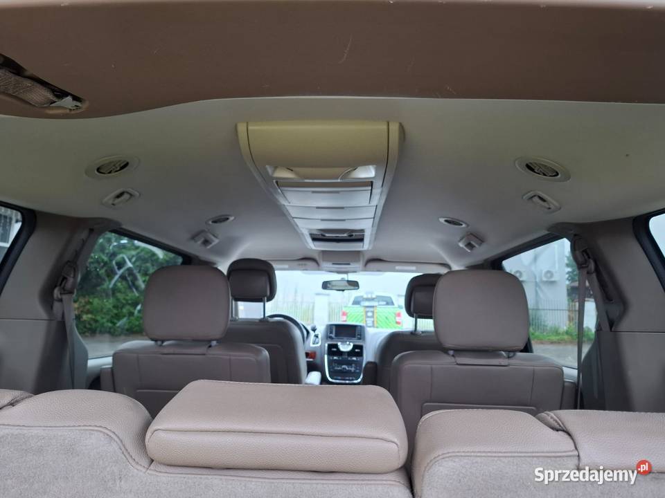 Chrysler Town and Country 2016 przebieg 170 nieuszkodzony Wasilków