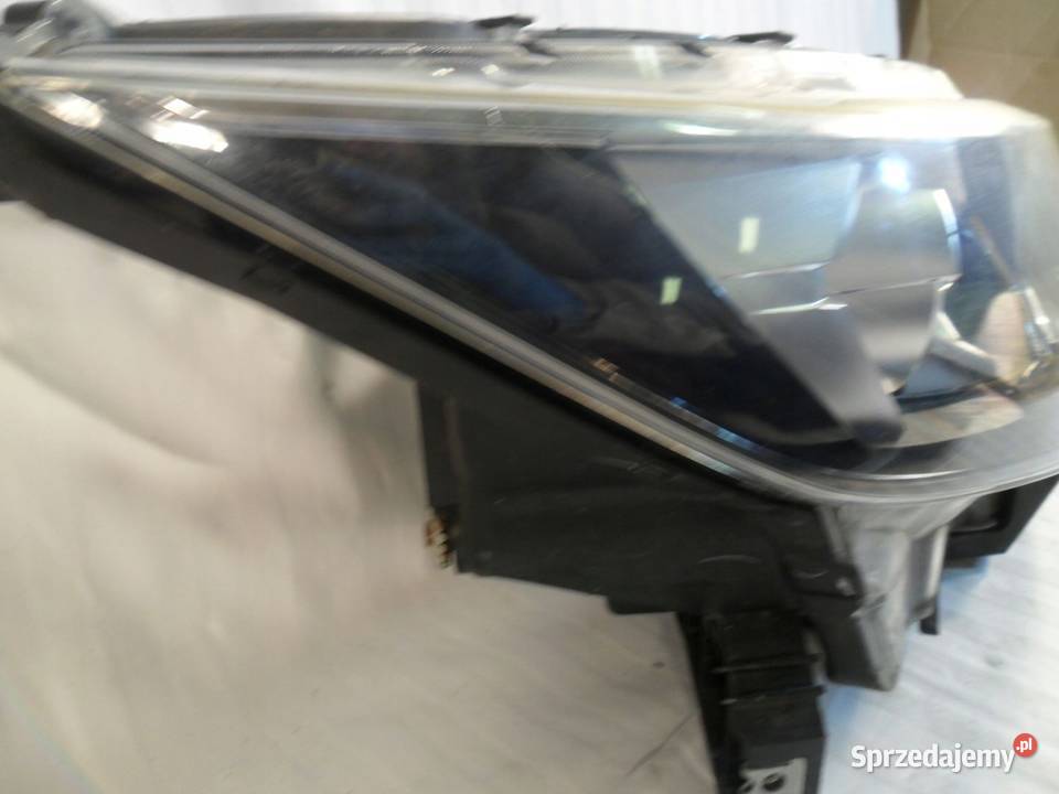 Lampa Przednia Prawa Nissan Qashqai II J11 full Nowy Tomyśl sprzedam
