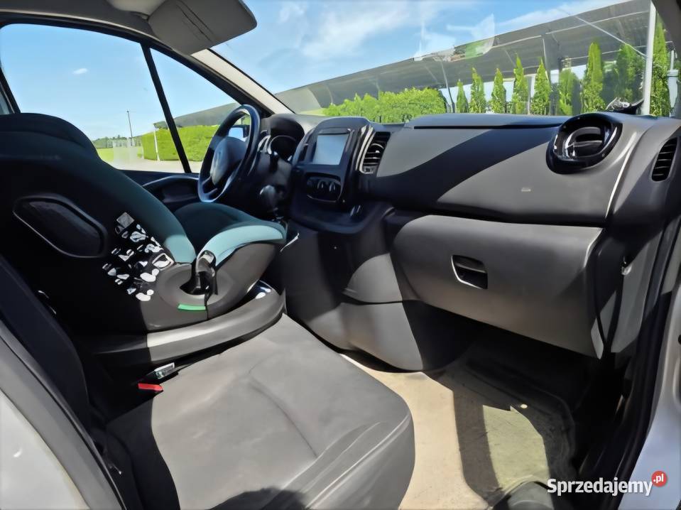 Sprzedam Opla Vivaro L2H1 klima elektryczne szyby Śliwice sprzedam