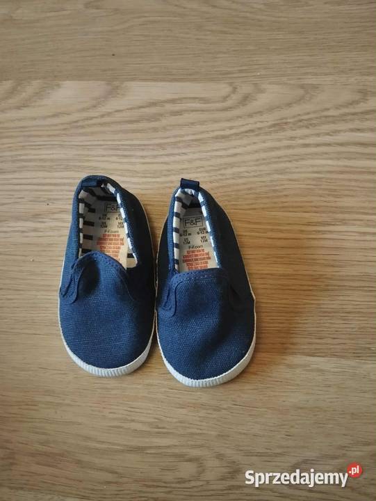 Granatowe niechodki Gorzów Wielkopolski