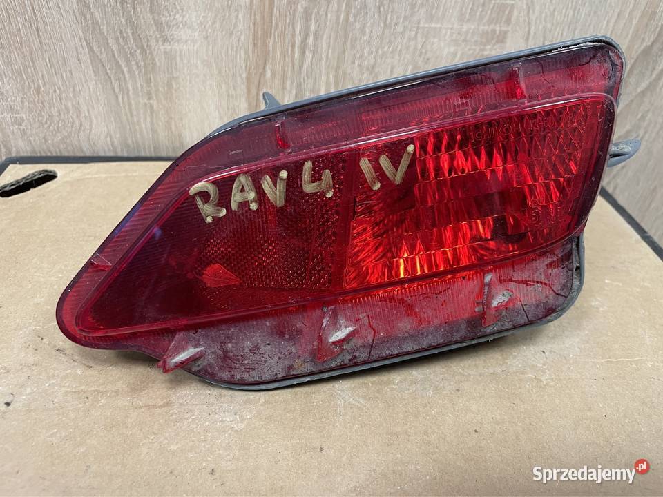 Toyota Rav4 lampa tył prawa IV gen osobowe Kozubszczyzna