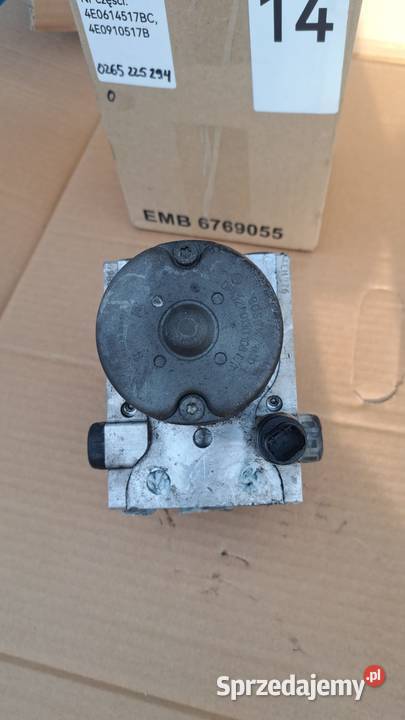 Pompa ABS sterownik Audi A8 D3 4E0 614 517 BC śląskie Częstochowa