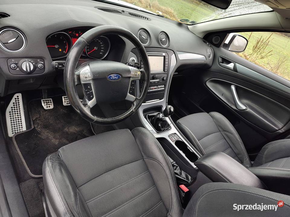 FORD MONDEO 16 BENZYNA Leszno