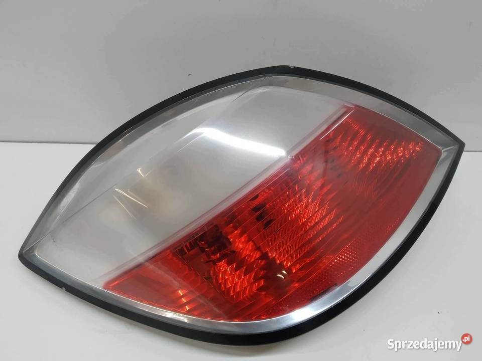 LAMPA TYŁ LEWA 5D HB Opel Astra III 20042014 H Rok produkcji 2004