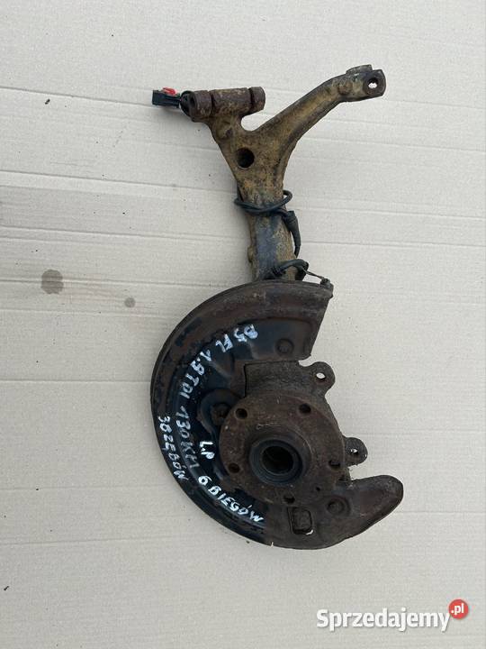 Zwrotnica lewy przód Passat b5 fl 19tdi 130 Bydgoszcz sprzedam